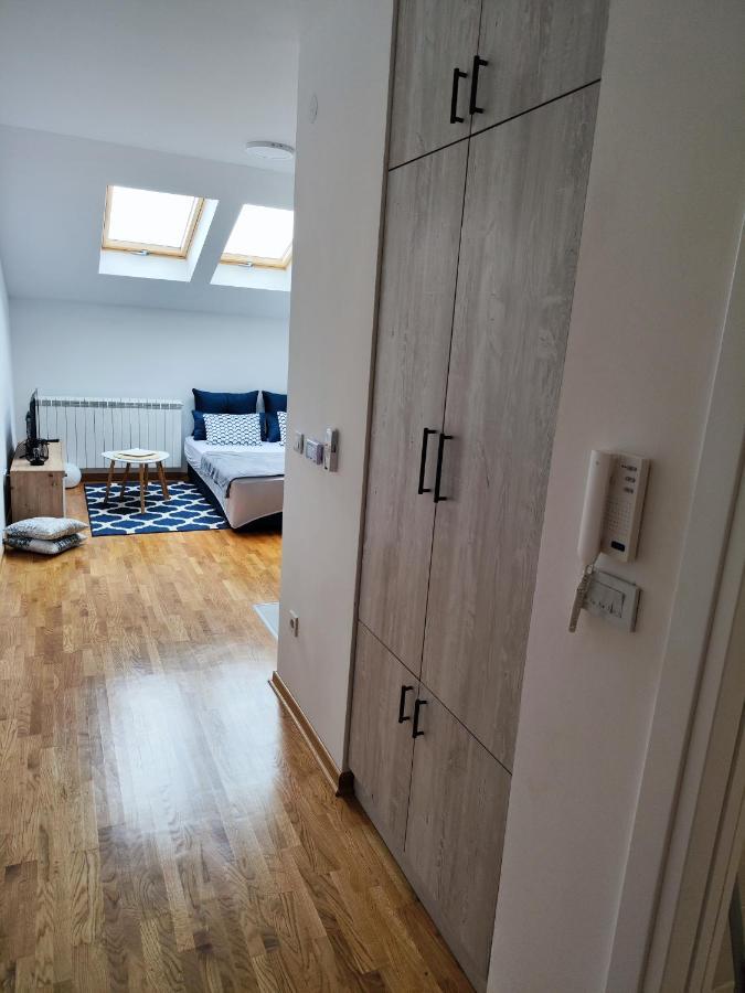 Apartamento Zvezdara Blue Star Belgrado Exterior foto