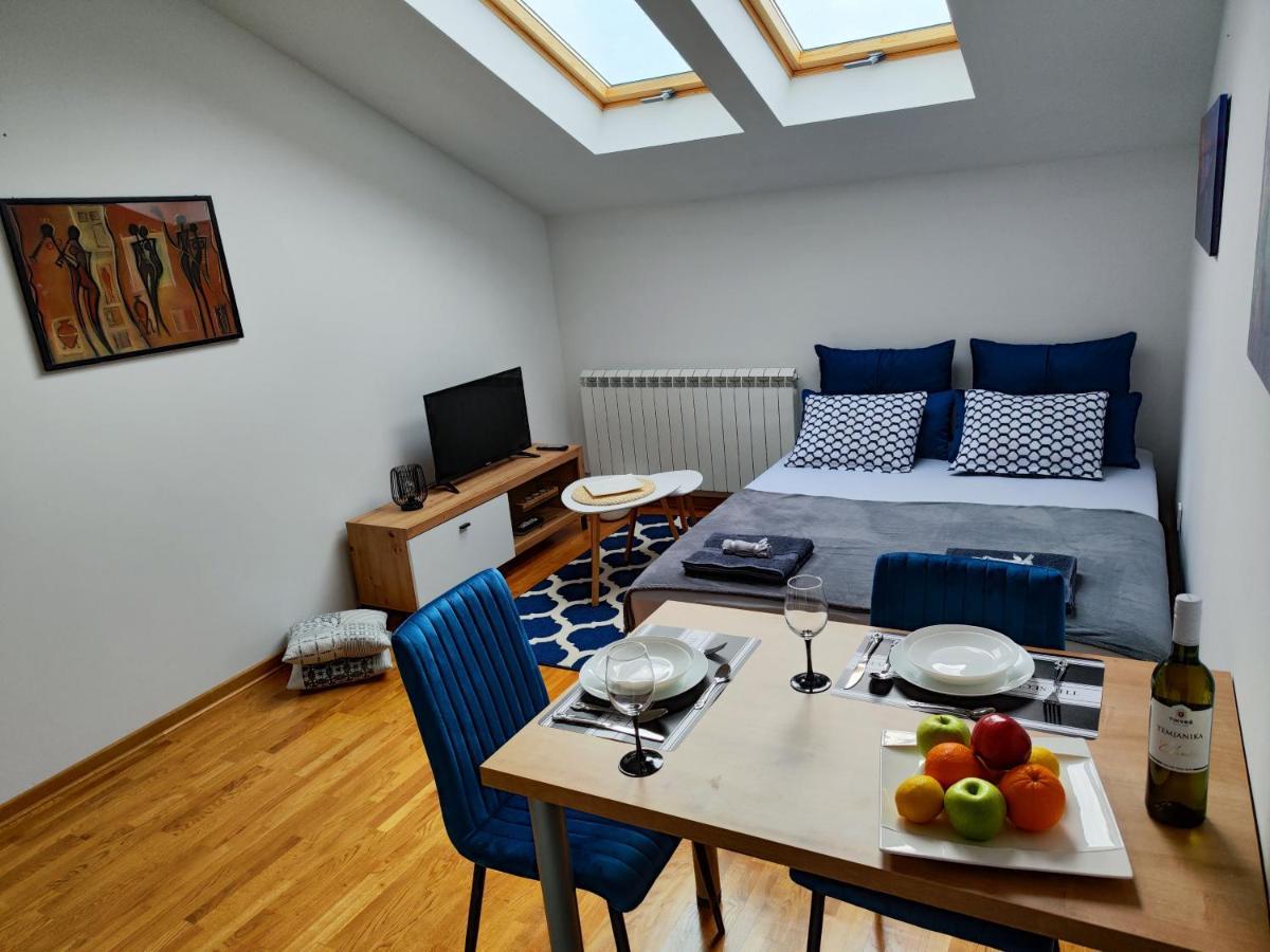 Apartamento Zvezdara Blue Star Belgrado Exterior foto